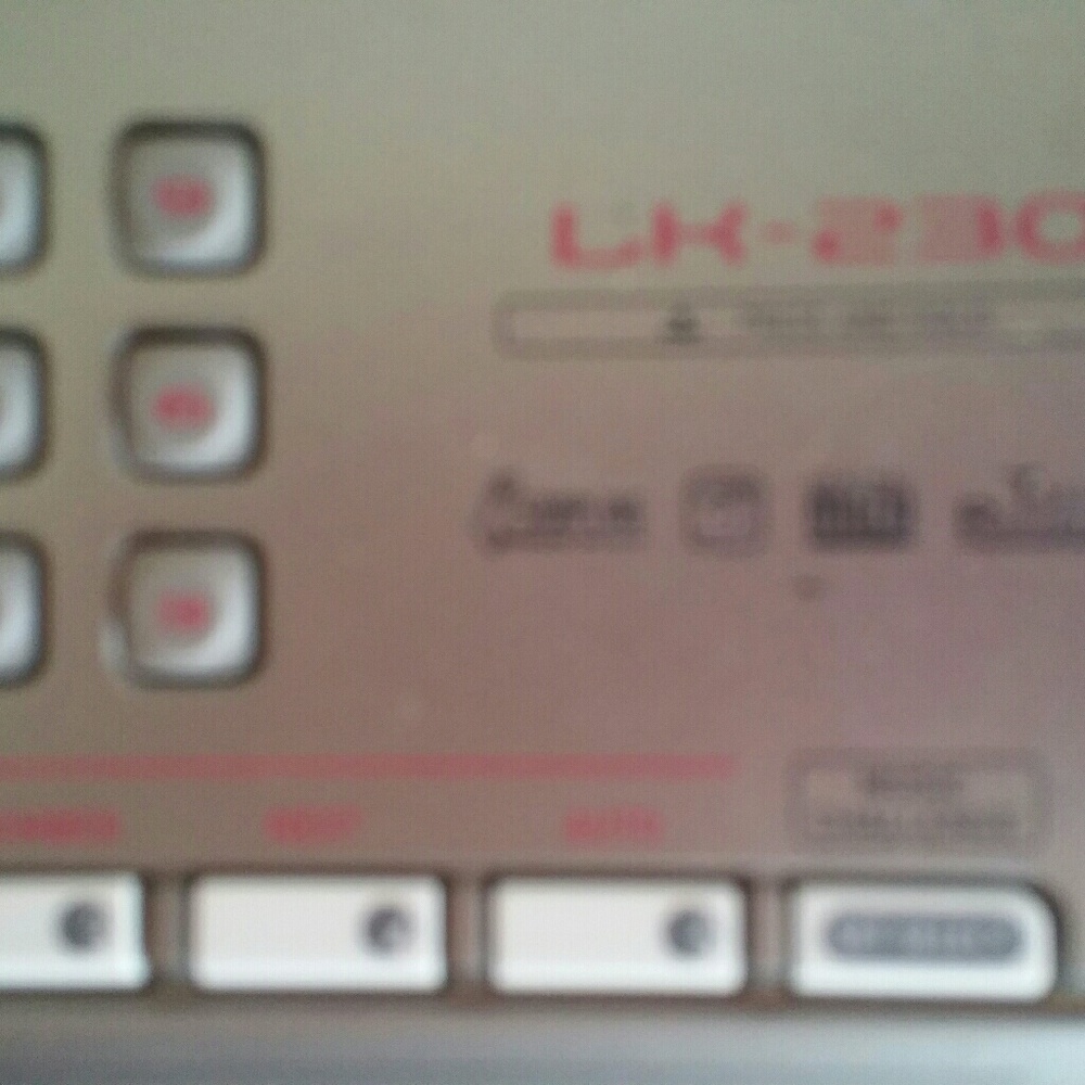 KEYBOARD - Picture 4 of 4